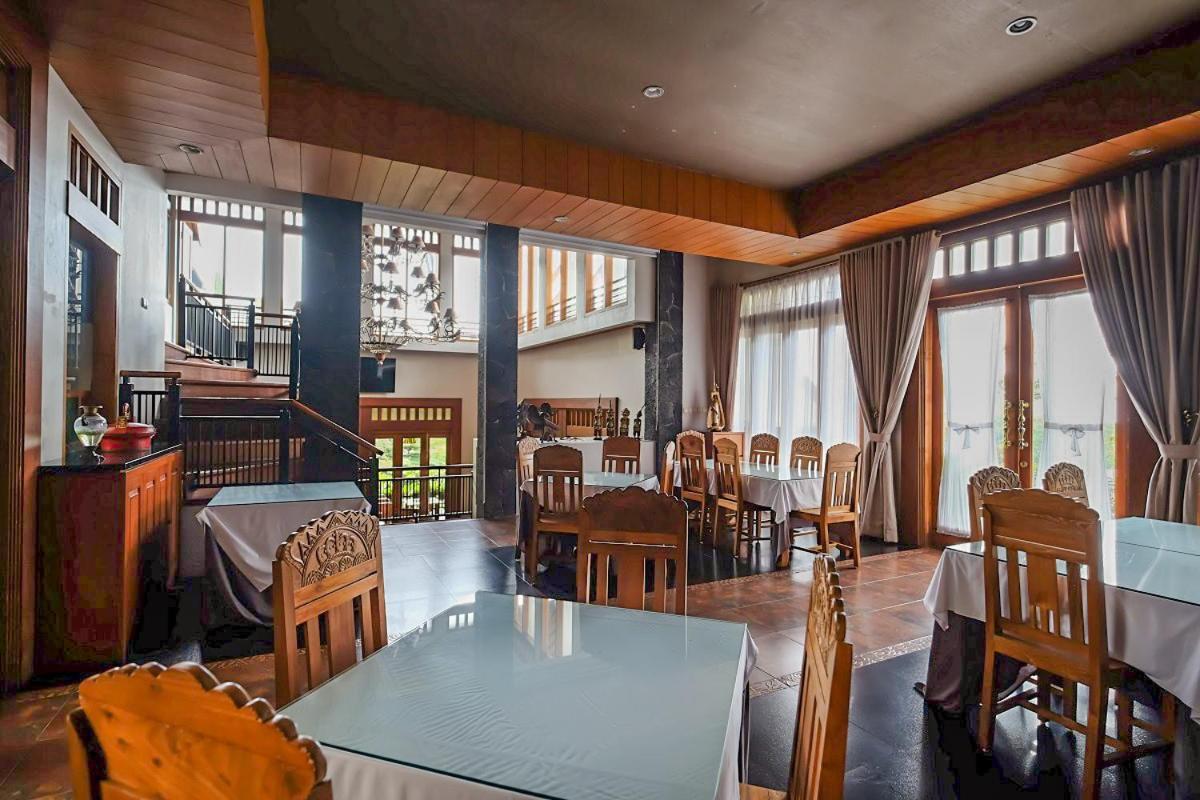 Rumah Stroberi Organic Farm & Family Lodge Lembang Exterior foto