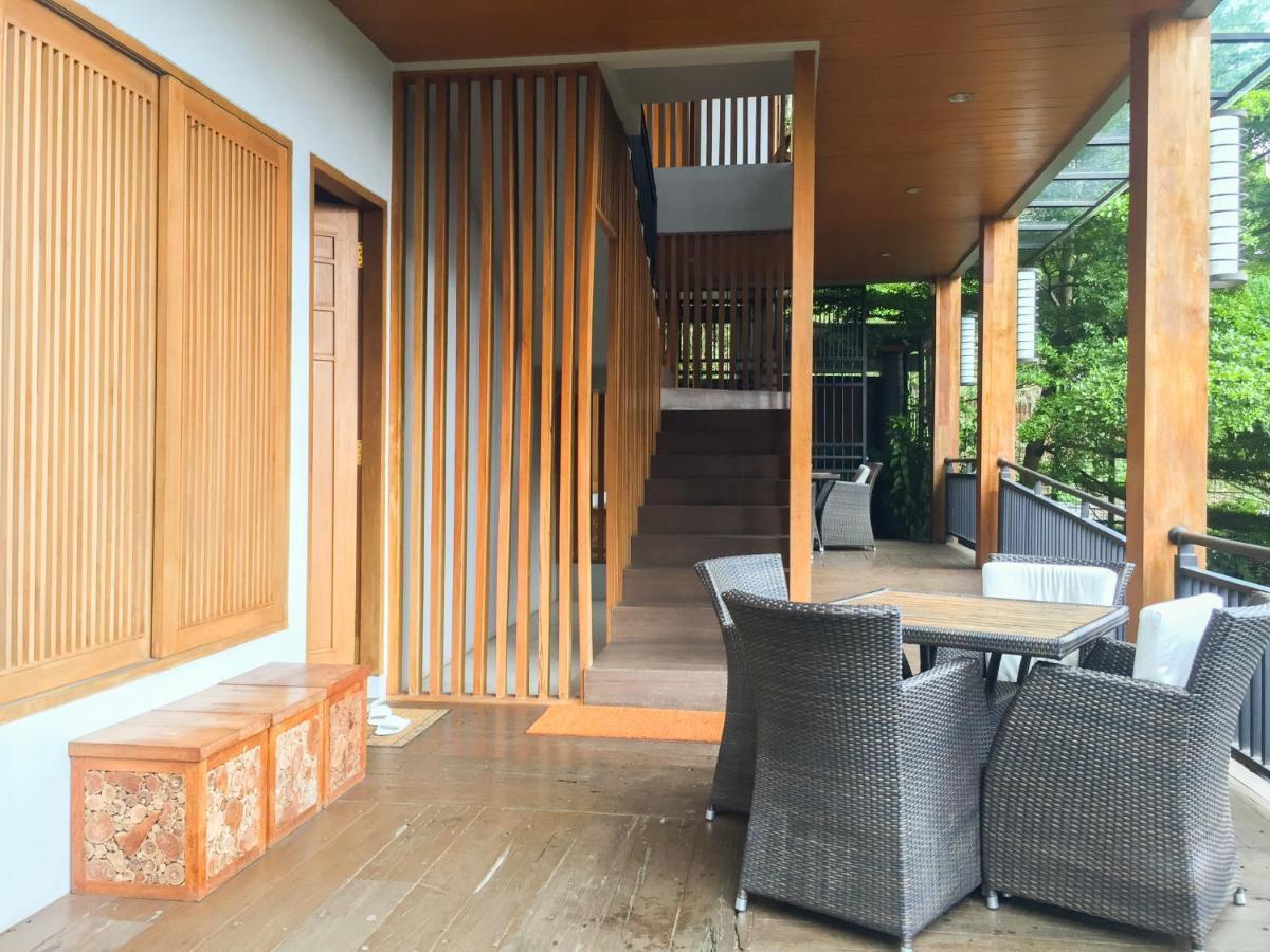 Rumah Stroberi Organic Farm & Family Lodge Lembang Exterior foto