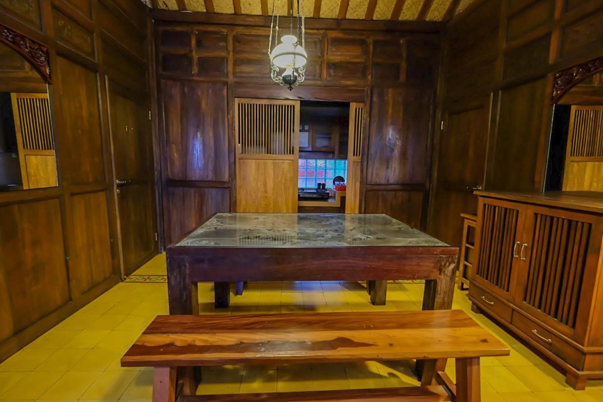 Rumah Stroberi Organic Farm & Family Lodge Lembang Exterior foto