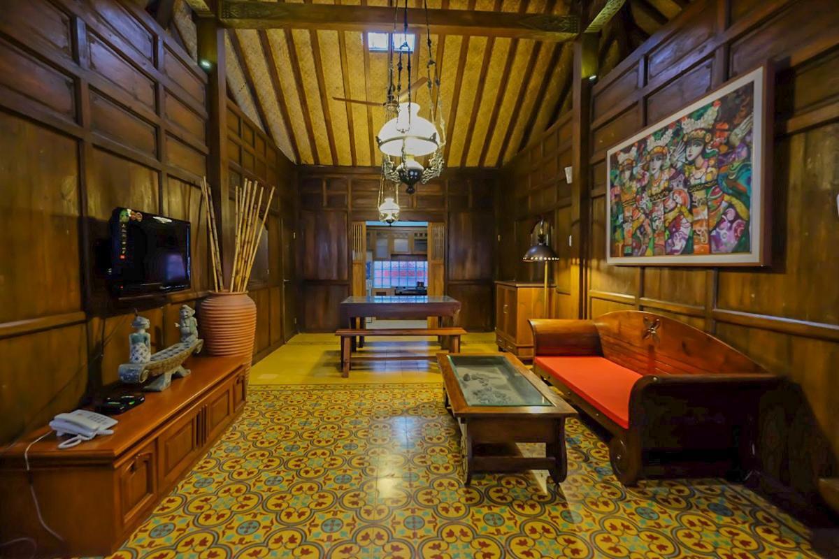 Rumah Stroberi Organic Farm & Family Lodge Lembang Exterior foto